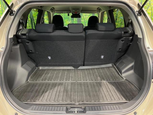 ロッキー G 9型ディスプレイオーディオ 禁煙車 レーダークルーズ スマートアシスト LEDヘッドランプ シートヒーター 純正17インチアルミホイール スマートキー オートエアコン オートライト(10枚目)