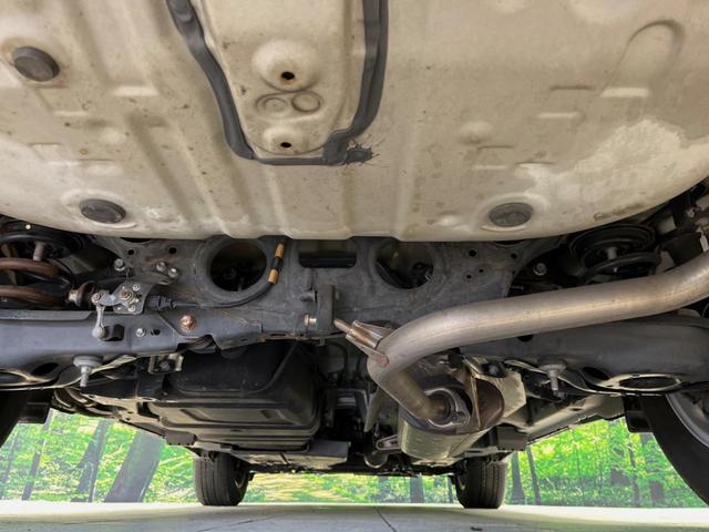 ハリアー エレガンス　メーカーナビ　サンルーフ　バックカメラ　レーダークルーズ　禁煙車　ハーフレザーシート　パワーシート　コーナーセンサー　スマートキー　ＬＥＤヘッド　ビルトインＥＴＣ　純正１７インチアルミ（19枚目）