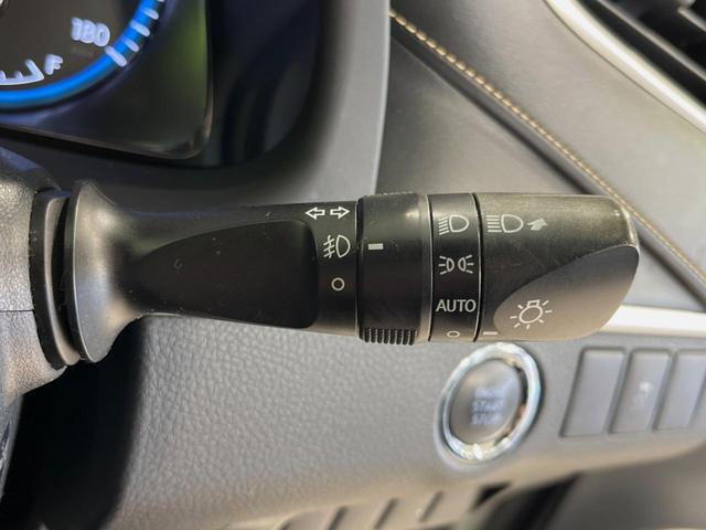 ハリアー エレガンス　メーカーナビ　サンルーフ　バックカメラ　レーダークルーズ　禁煙車　ハーフレザーシート　パワーシート　コーナーセンサー　スマートキー　ＬＥＤヘッド　ビルトインＥＴＣ　純正１７インチアルミ（28枚目）