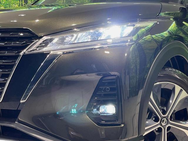 キックス Ｘ　純正ナビ　エマージェンシーブレーキ　プロパイロット　禁煙車　コーナーセンサー　スマートキー　ＬＥＤヘッド　ルーフレール　ビルトインＥＴＣ　純正１７インチアルミ　オートハイビーム　オートエアコン（12枚目）