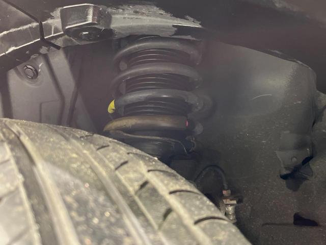 キックス Ｘ　純正ナビ　エマージェンシーブレーキ　プロパイロット　禁煙車　コーナーセンサー　スマートキー　ＬＥＤヘッド　ルーフレール　ビルトインＥＴＣ　純正１７インチアルミ　オートハイビーム　オートエアコン（18枚目）