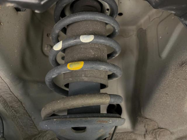 スペーシアカスタム ＸＳ　純正ＳＤナビ　電動スライドドア　バックカメラ　禁煙車　ドラレコ　スマートキー　ＨＩＤヘッド　フォグライト　ＥＴＣ　オートライト　オートエアコン　地デジ　１４インチアルミホイール　革巻きステアリング（20枚目）