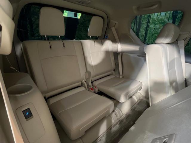 ランドクルーザープラド ＴＸ　Ｌパッケージ　４ＷＤ　サンルーフ　モデリスタエアロ　全周囲カメラ　純正ナビ付ＤＡ　セーフティセンス　レーダークルーズ　禁煙車　レザーシート　前席シートエアコン　コーナーセンサー　スマートキー　ＬＥＤヘッド（10枚目）