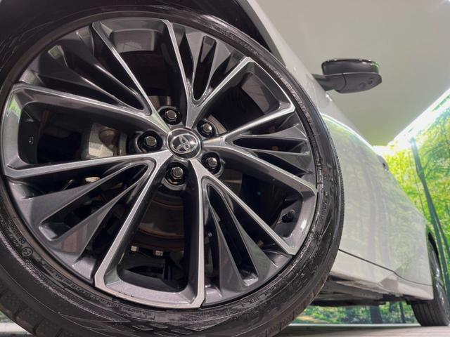 プリウス Ｚ　全周囲カメラ　純正１２型ナビ付ＤＡ　１００Ｖ電源　セーフティセンス　レーダークルーズ　禁煙　電動リアゲート　前席シートエアコン　パワーシート　コーナーセンサー　スマートキー　ＬＥＤヘッド　ＥＴＣ２．０（12枚目）