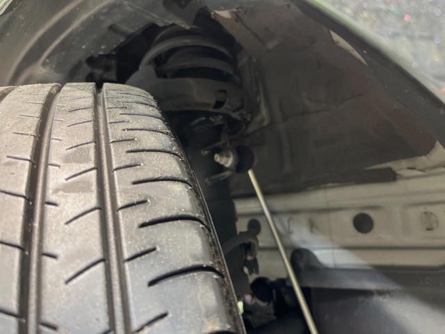 プリウス Ｚ　全周囲カメラ　純正１２型ナビ付ＤＡ　１００Ｖ電源　セーフティセンス　レーダークルーズ　禁煙　電動リアゲート　前席シートエアコン　パワーシート　コーナーセンサー　スマートキー　ＬＥＤヘッド　ＥＴＣ２．０（20枚目）