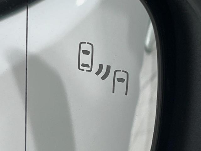 プリウス Ｚ　全周囲カメラ　純正１２型ナビ付ＤＡ　１００Ｖ電源　セーフティセンス　レーダークルーズ　禁煙　電動リアゲート　前席シートエアコン　パワーシート　コーナーセンサー　スマートキー　ＬＥＤヘッド　ＥＴＣ２．０（45枚目）