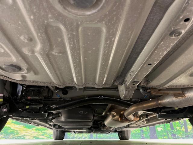 ヴォクシー Ｓ－Ｚ　メーカー１０．５型ナビ　禁煙車　両側電動スライドドア　パワーバックドア　シートヒーター　ステアリングヒーター　バックカメラ　純正１７インチアルミホイール　リアオートエアコン　衝突被害軽減システム（19枚目）