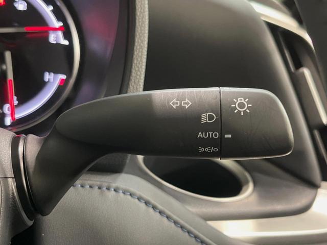 ヴォクシー Ｓ－Ｚ　メーカー１０．５型ナビ　禁煙車　両側電動スライドドア　パワーバックドア　シートヒーター　ステアリングヒーター　バックカメラ　純正１７インチアルミホイール　リアオートエアコン　衝突被害軽減システム（24枚目）