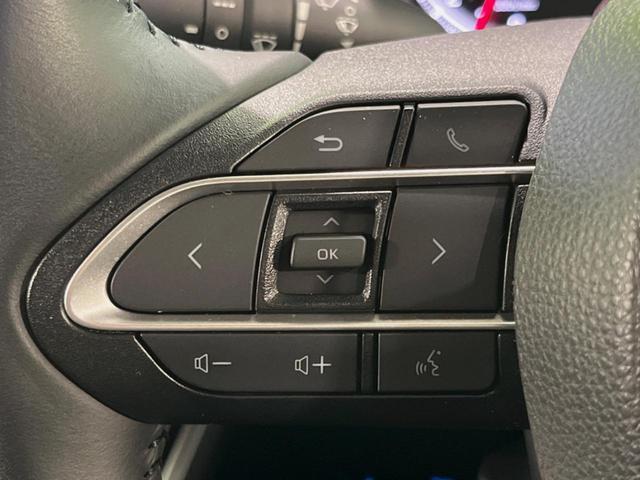 ヴォクシー Ｓ－Ｚ　メーカー１０．５型ナビ　禁煙車　両側電動スライドドア　パワーバックドア　シートヒーター　ステアリングヒーター　バックカメラ　純正１７インチアルミホイール　リアオートエアコン　衝突被害軽減システム（25枚目）