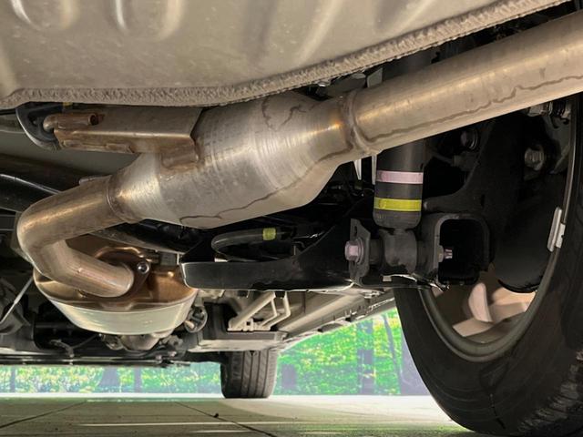 ヴォクシー Ｓ－Ｚ　メーカー１０．５型ナビ　禁煙車　両側電動スライドドア　パワーバックドア　シートヒーター　ステアリングヒーター　バックカメラ　純正１７インチアルミホイール　リアオートエアコン　衝突被害軽減システム（55枚目）