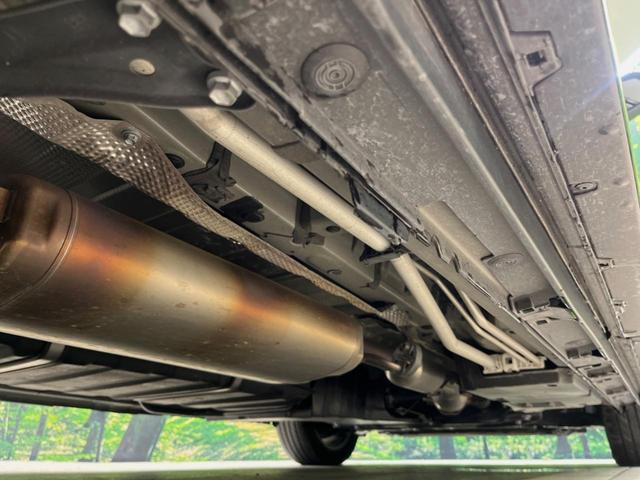 ヴォクシー Ｓ－Ｚ　メーカー１０．５型ナビ　禁煙車　両側電動スライドドア　パワーバックドア　シートヒーター　ステアリングヒーター　バックカメラ　純正１７インチアルミホイール　リアオートエアコン　衝突被害軽減システム（56枚目）