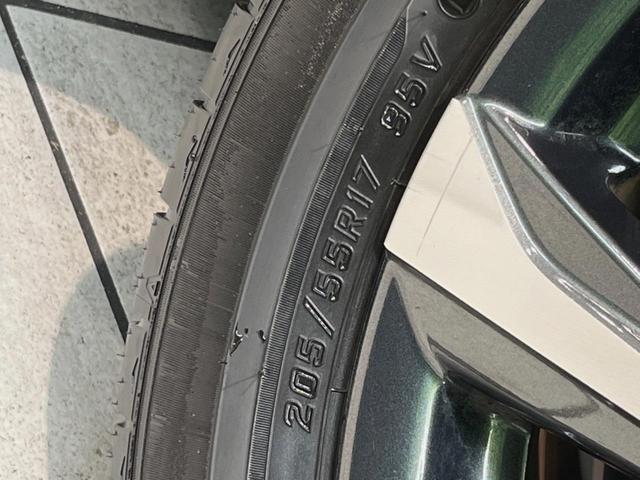 ヴォクシー Ｓ－Ｚ　メーカー１０．５型ナビ　禁煙車　両側電動スライドドア　パワーバックドア　シートヒーター　ステアリングヒーター　バックカメラ　純正１７インチアルミホイール　リアオートエアコン　衝突被害軽減システム（58枚目）