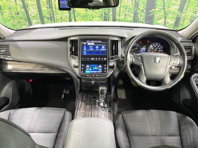 クラウンハイブリッド アスリートＳ　ブラックスタイル　純正ＨＤＤナビ　バックカメラ　Ｂｌｕｅｔｏｏｔｈ　レーダークルーズ　ドラレコ　パワーシート　前席シートヒーター　ＨＩＤヘッドライト　オートライト　コーナーセンサー　純正１８インチアルミ（2枚目）