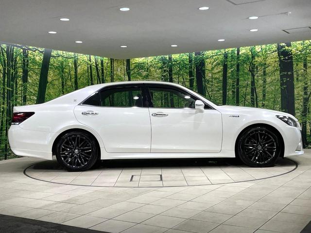 クラウンハイブリッド アスリートＳ　ブラックスタイル　純正ＨＤＤナビ　バックカメラ　Ｂｌｕｅｔｏｏｔｈ　レーダークルーズ　ドラレコ　パワーシート　前席シートヒーター　ＨＩＤヘッドライト　オートライト　コーナーセンサー　純正１８インチアルミ（28枚目）