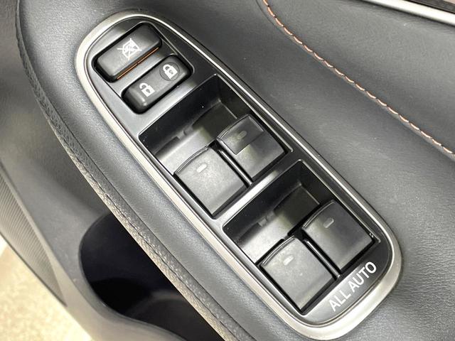 クラウンハイブリッド アスリートＳ　ブラックスタイル　純正ＨＤＤナビ　バックカメラ　Ｂｌｕｅｔｏｏｔｈ　レーダークルーズ　ドラレコ　パワーシート　前席シートヒーター　ＨＩＤヘッドライト　オートライト　コーナーセンサー　純正１８インチアルミ（29枚目）