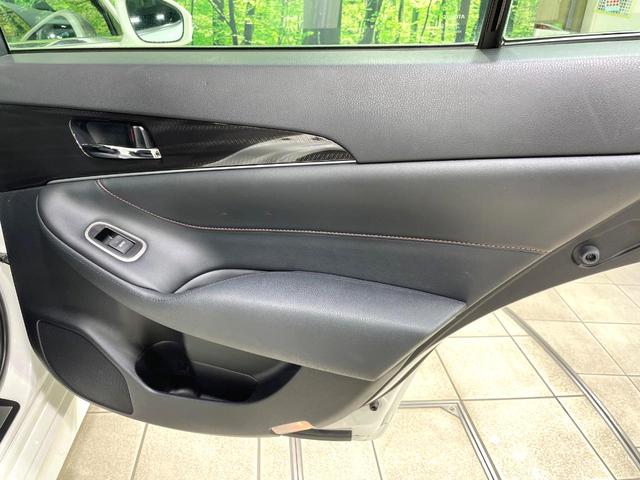 クラウンハイブリッド アスリートＳ　ブラックスタイル　純正ＨＤＤナビ　バックカメラ　Ｂｌｕｅｔｏｏｔｈ　レーダークルーズ　ドラレコ　パワーシート　前席シートヒーター　ＨＩＤヘッドライト　オートライト　コーナーセンサー　純正１８インチアルミ（32枚目）