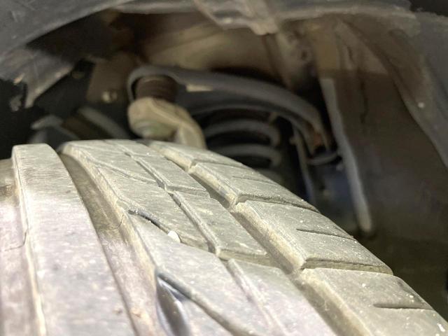 クラウンハイブリッド アスリートＳ　ブラックスタイル　純正ＨＤＤナビ　バックカメラ　Ｂｌｕｅｔｏｏｔｈ　レーダークルーズ　ドラレコ　パワーシート　前席シートヒーター　ＨＩＤヘッドライト　オートライト　コーナーセンサー　純正１８インチアルミ（37枚目）