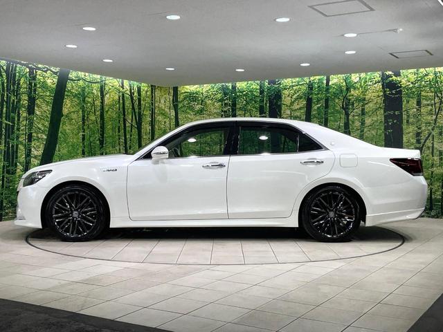 クラウンハイブリッド アスリートＳ　ブラックスタイル　純正ＨＤＤナビ　バックカメラ　Ｂｌｕｅｔｏｏｔｈ　レーダークルーズ　ドラレコ　パワーシート　前席シートヒーター　ＨＩＤヘッドライト　オートライト　コーナーセンサー　純正１８インチアルミ（53枚目）