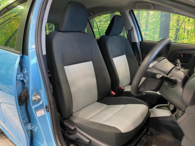 アクア Ｓ　９型ＳＤナビ　バックカメラ　禁煙車　スマートキー　シートヒーター　ビルトインＥＴＣ　オートライト　オートエアコン　Ｂｌｕｅｔｏｏｔｈ　ＤＶＤ再生　地デジ　電動格納ミラー　ドアバイザー（8枚目）