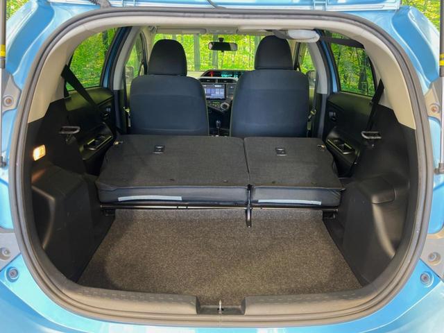 アクア Ｓ　９型ＳＤナビ　バックカメラ　禁煙車　スマートキー　シートヒーター　ビルトインＥＴＣ　オートライト　オートエアコン　Ｂｌｕｅｔｏｏｔｈ　ＤＶＤ再生　地デジ　電動格納ミラー　ドアバイザー（10枚目）