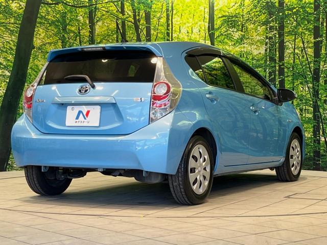 アクア Ｓ　９型ＳＤナビ　バックカメラ　禁煙車　スマートキー　シートヒーター　ビルトインＥＴＣ　オートライト　オートエアコン　Ｂｌｕｅｔｏｏｔｈ　ＤＶＤ再生　地デジ　電動格納ミラー　ドアバイザー（17枚目）