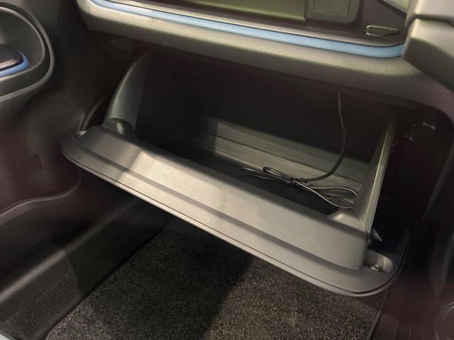 アクア Ｓ　９型ＳＤナビ　バックカメラ　禁煙車　スマートキー　シートヒーター　ビルトインＥＴＣ　オートライト　オートエアコン　Ｂｌｕｅｔｏｏｔｈ　ＤＶＤ再生　地デジ　電動格納ミラー　ドアバイザー（40枚目）