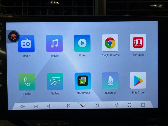 アクア Ｓ　セーフティセンス　ディスプレイオーディオ　禁煙車　スマートキー　ＥＴＣ　オートハイビーム　オートライト　オートエアコン　Ｂｌｕｅｔｏｏｔｈ　電動格納ミラー　ドアバイザー　プライバシーガラス（3枚目）