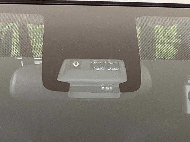 アクア Ｓ　セーフティセンス　ディスプレイオーディオ　禁煙車　スマートキー　ＥＴＣ　オートハイビーム　オートライト　オートエアコン　Ｂｌｕｅｔｏｏｔｈ　電動格納ミラー　ドアバイザー　プライバシーガラス（4枚目）