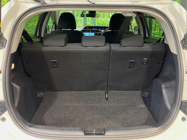 アクア Ｓ　セーフティセンス　ディスプレイオーディオ　禁煙車　スマートキー　ＥＴＣ　オートハイビーム　オートライト　オートエアコン　Ｂｌｕｅｔｏｏｔｈ　電動格納ミラー　ドアバイザー　プライバシーガラス（35枚目）