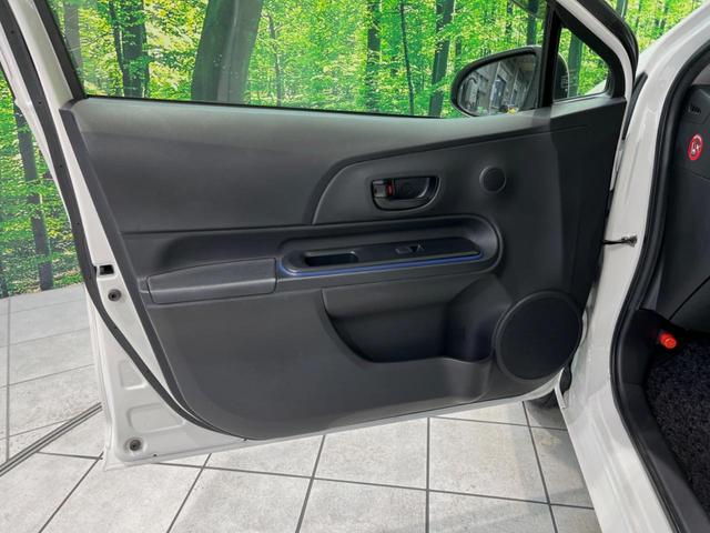 アクア Ｓ　セーフティセンス　ディスプレイオーディオ　禁煙車　スマートキー　ＥＴＣ　オートハイビーム　オートライト　オートエアコン　Ｂｌｕｅｔｏｏｔｈ　電動格納ミラー　ドアバイザー　プライバシーガラス（43枚目）