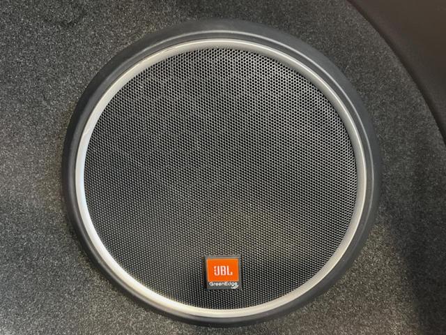 ハリアー プレミアム アドバンスドパッケージ サンルーフ フルエアロ 純正9型ナビ 全周囲カメラ JBLサウンド 衝突被害軽減システム レーダークルーズ 禁煙車 電動リアゲート ハーフレザーシート パワーシート コーナーセンサー スマートキー(4枚目)