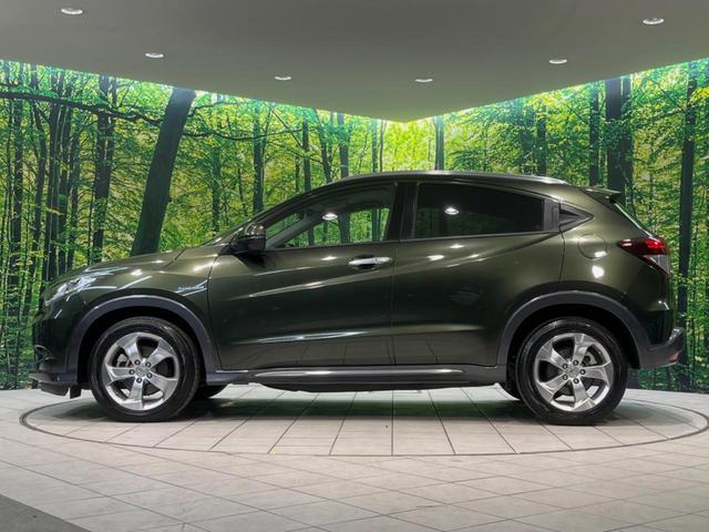 ヴェゼル ハイブリッドX 純正ナビ バックカメラ 衝突被害軽減システム 禁煙車 スマートキー LEDヘッド ルーフレール ビルトインETC クルコン 純正17インチアルミ オートライト オートエアコン Bluetooth CD(57枚目)