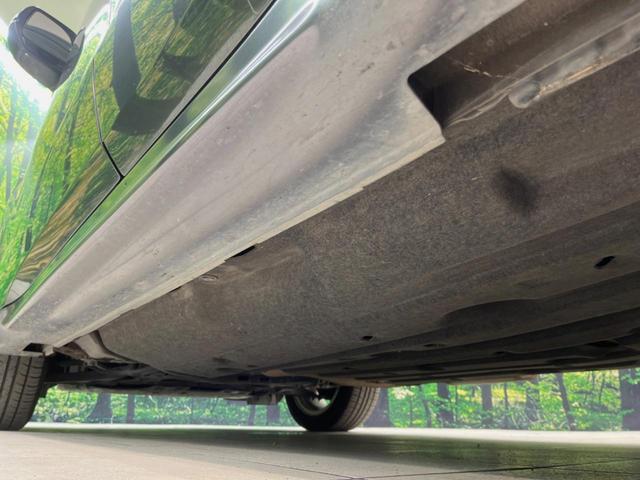 ヴェゼル ハイブリッドX 純正ナビ バックカメラ 衝突被害軽減システム 禁煙車 スマートキー LEDヘッド ルーフレール ビルトインETC クルコン 純正17インチアルミ オートライト オートエアコン Bluetooth CD(61枚目)