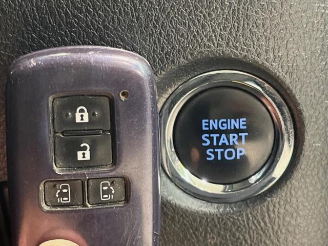 アルファード ２．５Ｓ　純正９型ＳＤナビ　後席モニター　両側電動ドア　クリアランスソナー　バックカメラ　禁煙車　スマートキー　ＬＥＤヘッド　ビルトインＥＴＣ　純正１８インチアルミ　オートライト（7枚目）