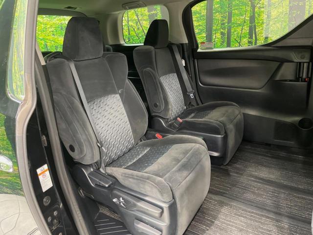 アルファード ２．５Ｓ　純正９型ＳＤナビ　後席モニター　両側電動ドア　クリアランスソナー　バックカメラ　禁煙車　スマートキー　ＬＥＤヘッド　ビルトインＥＴＣ　純正１８インチアルミ　オートライト（9枚目）