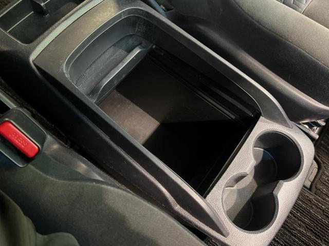 アルファード ２．５Ｓ　純正９型ＳＤナビ　後席モニター　両側電動ドア　クリアランスソナー　バックカメラ　禁煙車　スマートキー　ＬＥＤヘッド　ビルトインＥＴＣ　純正１８インチアルミ　オートライト（41枚目）