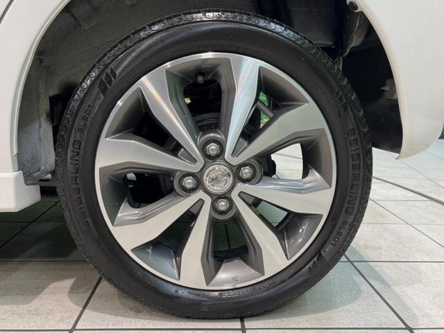 デイズルークス ハイウェイスター X Vセレクション 両側電動ドア 純正SDナビ 全周囲カメラ 衝突被害軽減システム 禁煙車 スマートキー HIDヘッド ETC 純正15インチアルミ オートエアコン Bluetooth CD DVD再生 フルセグ(55枚目)