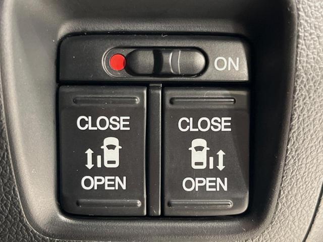 Ｎ－ＢＯＸ Ｇ　ＳＳパッケージ　両側電動ドア　純正ＳＤナビ　バックカメラ　衝突被害軽減システム　禁煙車　スマートキー　ＥＴＣ　純正１４インチアルミ　オートエアコン　Ｂｌｕｅｔｏｏｔｈ　ＣＤ　ＤＶＤ再生　フルセグ（5枚目）