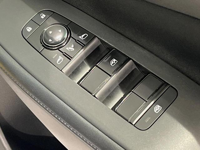 ノート Ｘ　メーカーナビ　全周囲カメラ　衝突被害軽減　レーダークルーズ　禁煙車　ドラレコ　コーナーセンサー　スマートキー　ＬＥＤヘッド　ＥＴＣ２．０　オートハイビーム　車線逸脱警報　オートライト　オートエアコン（35枚目）