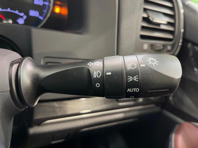 クラウンハイブリッド アスリートS HDDナビ バックカメラ レーダークルーズ 禁煙車 ドラレコ コーナーセンサー スマートキー HIDヘッド ビルトインETC 純正17インチアルミ 車線逸脱警報 オートライト デュアルエアコン(7枚目)