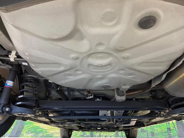 プリウスアルファ S 純正SDナビ バックカメラ 衝突被害軽減システム レーダークルーズ 禁煙車 ドラレコ スマートキー ビルトインETC 純正16インチアルミ 車線逸脱警報 オートライト(19枚目)