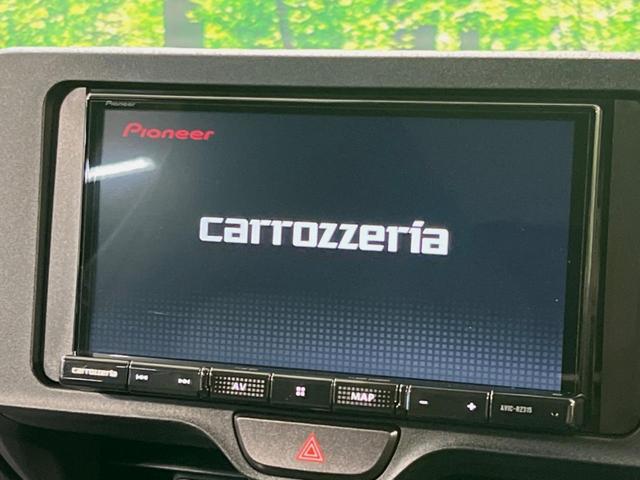 ヤリスクロス Ｘ　ＳＤナビ　バックカメラ　セーフティセンス　レーダークルーズ　禁煙車　コーナーセンサー　スマートキー　ＥＴＣ　オートハイビーム　オートライト　Ｂｌｕｅｔｏｏｔｈ　フルセグ　ドラレコ（4枚目）