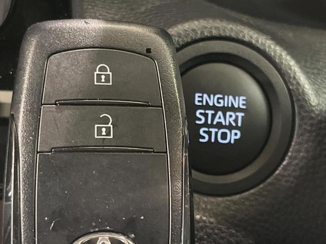 ヤリスクロス Ｘ　ＳＤナビ　バックカメラ　セーフティセンス　レーダークルーズ　禁煙車　コーナーセンサー　スマートキー　ＥＴＣ　オートハイビーム　オートライト　Ｂｌｕｅｔｏｏｔｈ　フルセグ　ドラレコ（7枚目）