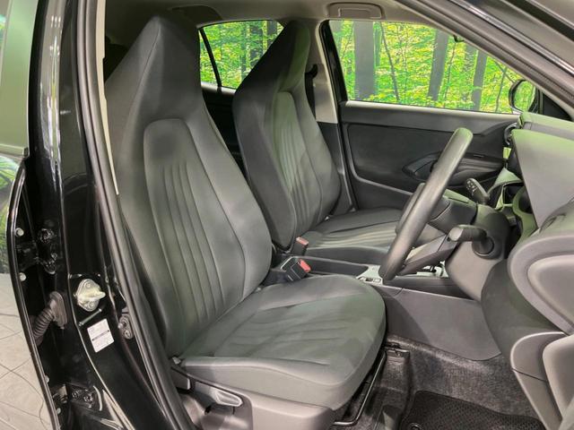 ヤリスクロス Ｘ　ＳＤナビ　バックカメラ　セーフティセンス　レーダークルーズ　禁煙車　コーナーセンサー　スマートキー　ＥＴＣ　オートハイビーム　オートライト　Ｂｌｕｅｔｏｏｔｈ　フルセグ　ドラレコ（8枚目）