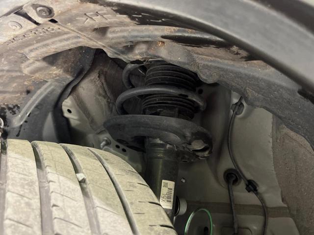 ヤリスクロス Ｘ　ＳＤナビ　バックカメラ　セーフティセンス　レーダークルーズ　禁煙車　コーナーセンサー　スマートキー　ＥＴＣ　オートハイビーム　オートライト　Ｂｌｕｅｔｏｏｔｈ　フルセグ　ドラレコ（21枚目）