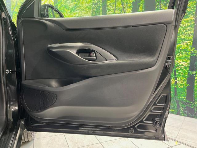 ヤリスクロス Ｘ　ＳＤナビ　バックカメラ　セーフティセンス　レーダークルーズ　禁煙車　コーナーセンサー　スマートキー　ＥＴＣ　オートハイビーム　オートライト　Ｂｌｕｅｔｏｏｔｈ　フルセグ　ドラレコ（42枚目）