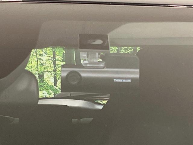 ヤリスクロス Ｘ　ＳＤナビ　バックカメラ　セーフティセンス　レーダークルーズ　禁煙車　コーナーセンサー　スマートキー　ＥＴＣ　オートハイビーム　オートライト　Ｂｌｕｅｔｏｏｔｈ　フルセグ　ドラレコ（55枚目）