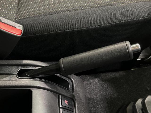 ジムニー ＸＣ　届出済未使用車　レーダークルーズ　コーナーセンサー　スマートキー　ＬＥＤヘッド　純正１６インチアルミ　オートハイビーム　車線逸脱警報　セーフティサポート　４ＷＤ　オートライト　オートエアコン（31枚目）