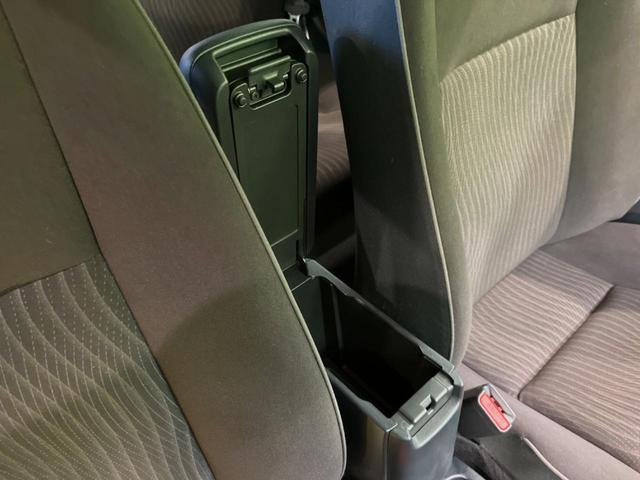 アクア Ｇ　純正ＳＤナビ　バックカメラ　禁煙車　クルーズコントロール　オートエアコン　ビルトインＥＴＣ　Ｂｌｕｅｔｏｏｔｈ　ＣＤ　地デジ（34枚目）