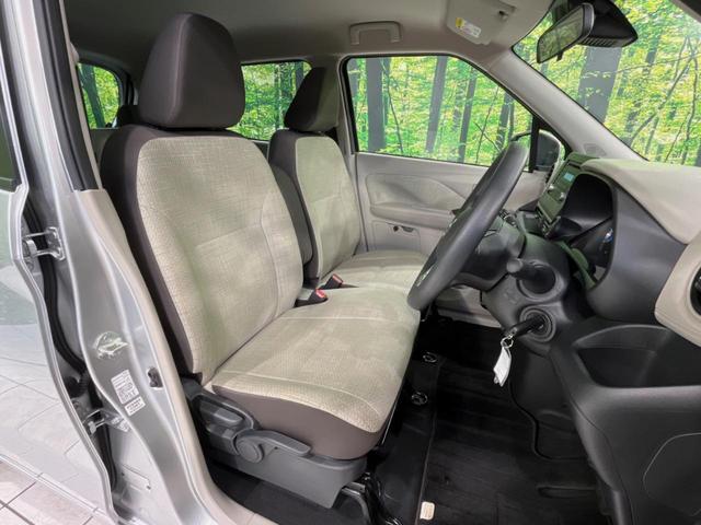 デイズ S エマージェンシーブレーキ コーナーセンサー 車線逸脱警報 禁煙車 ETC オートハイビーム オートライト リモコンキー CD再生 アイドリングストップ 電動格納ミラー ベンチシート(8枚目)